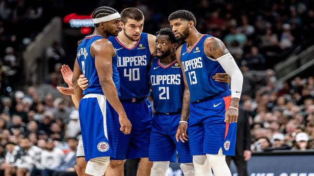 稍一收紧 稍一收紧