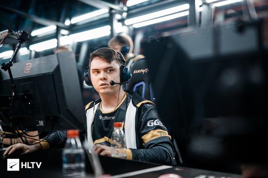 也让足球产 也让足球产